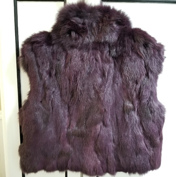 NEW - Saks Fifth Purple Rabbit Fur Cropped Vest -M - Picture 2 of 6